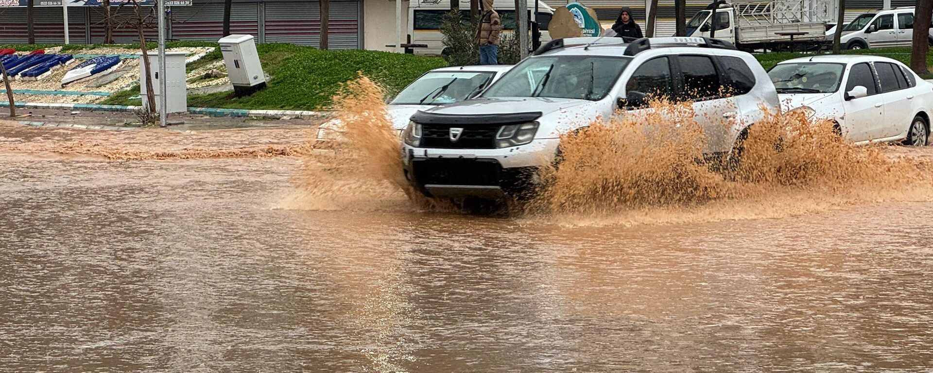 Şanlıurfa'da sağanak - Sputnik Türkiye, 1920, 22.03.2026