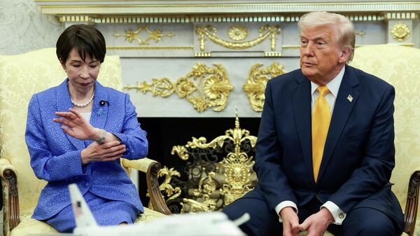 Takaichi ve Trump - Sputnik Türkiye