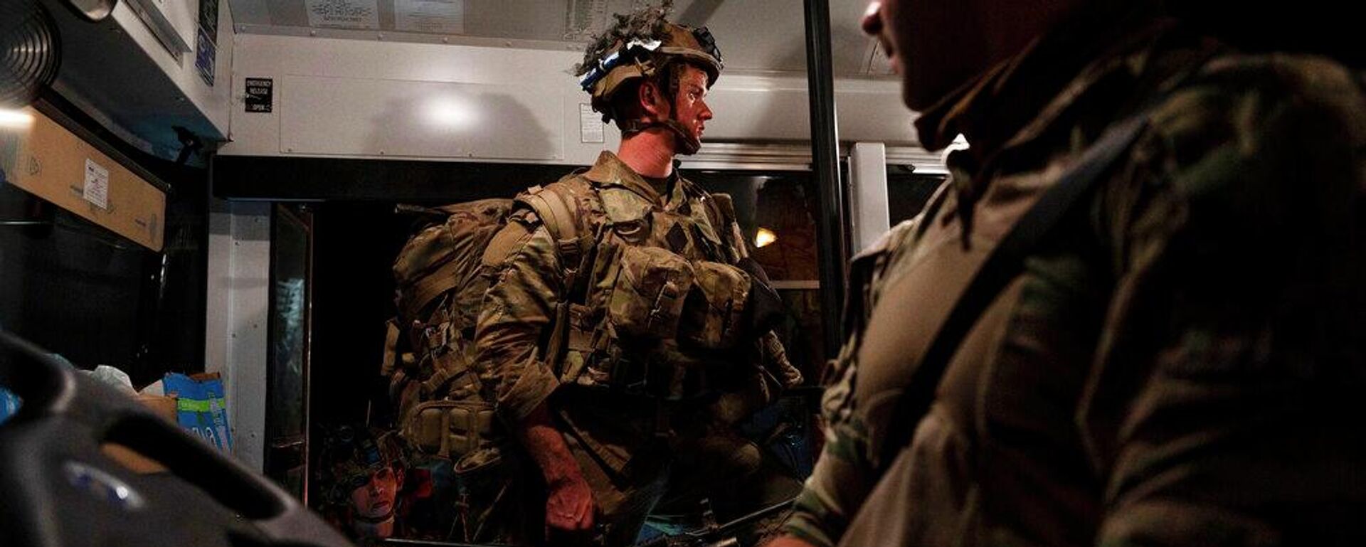 Kuveyt'teki Al Udeyd üzerindeki ABD 82. Tümeni askerleri (Ağustos 2021) - Sputnik Türkiye, 1920, 24.03.2026