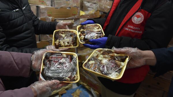 Bozuk tavuk eti - Sputnik Türkiye