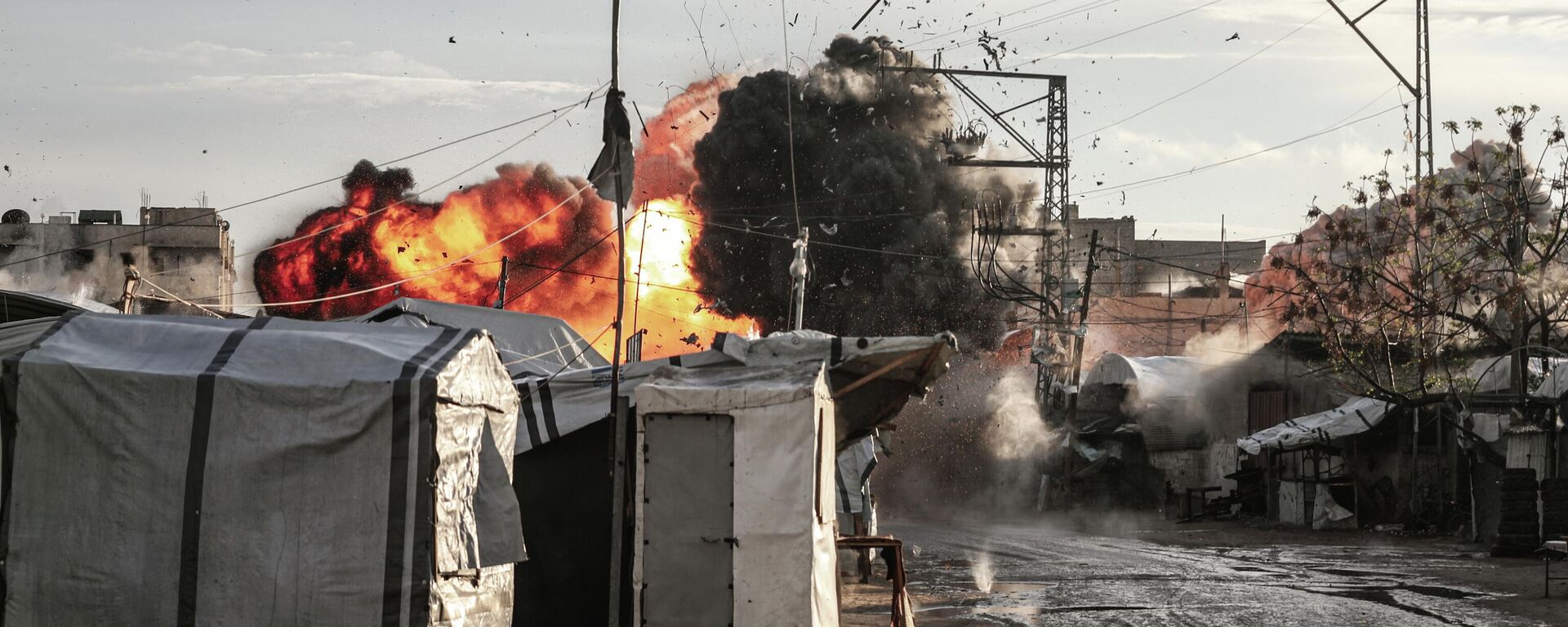 Gazze Şeridi’nin orta kesimindeki Deyr Belah kentinin güneyindeki el-Berke bölgesi, 25 Mart - Sputnik Türkiye, 1920, 26.03.2026