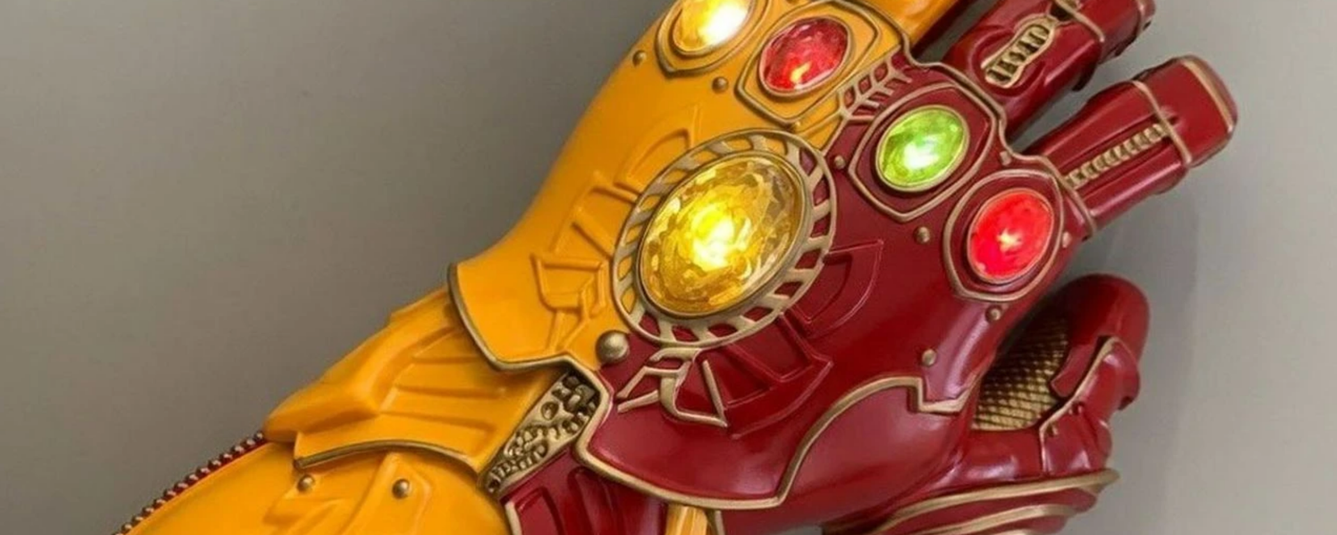 Osimhen’e 'Thanos Eldiveni' - Sputnik Türkiye, 1920, 26.03.2026