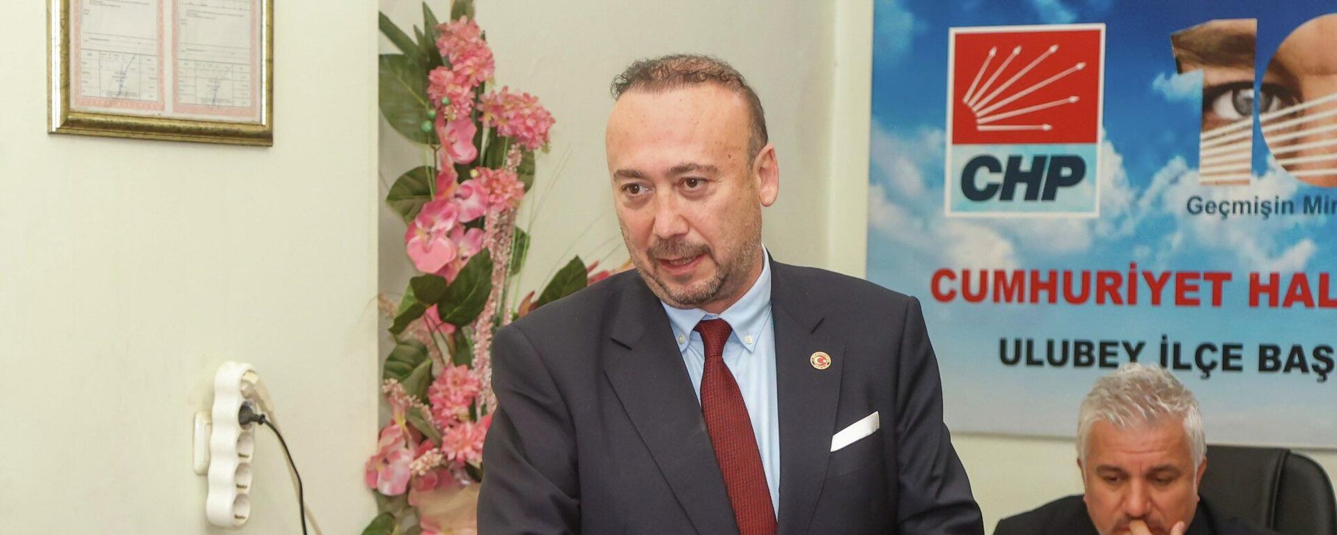 Uşak Belediye Başkanı Özkan Yalım - Sputnik Türkiye, 1920, 30.03.2026