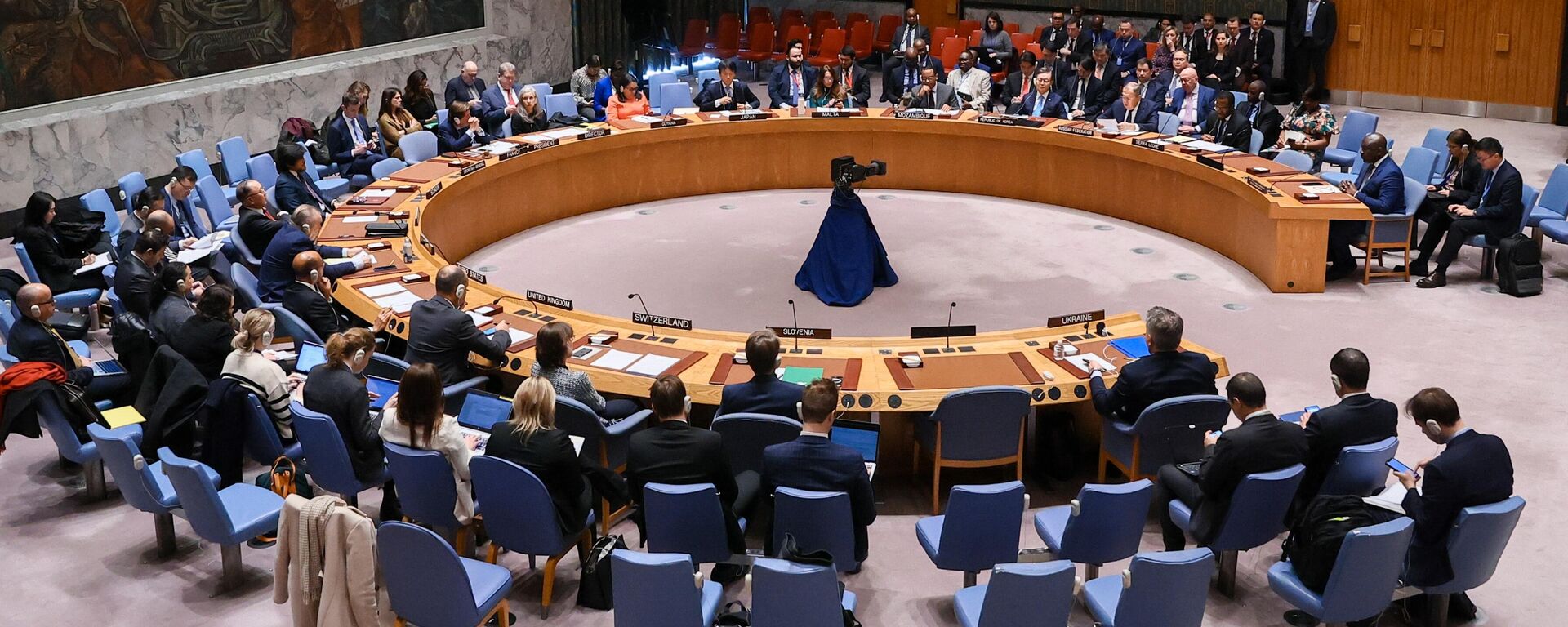 Russia's Foreign Minister Sergey Lavrov speaks during a meeting of the United Nations Security Council - Sputnik Türkiye, 1920, 27.03.2026