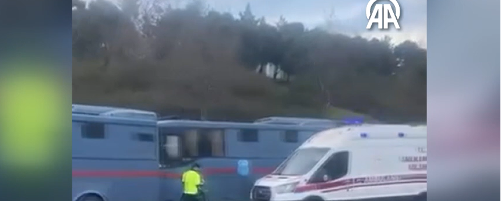 Cezaevi araçları TEM'de kaza yaptı: Yaralılar var - Sputnik Türkiye, 1920, 27.03.2026