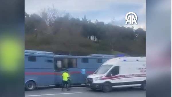 Cezaevi araçları TEM'de kaza yaptı: Yaralılar var - Sputnik Türkiye