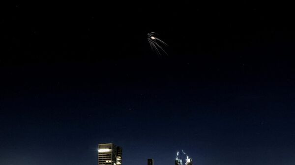 İran füzesi Tel Aviv'de görüntülendi - Sputnik Türkiye