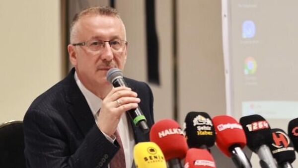 Adapazarı Belediye Başkanı Mutlu Işıksu - Sputnik Türkiye