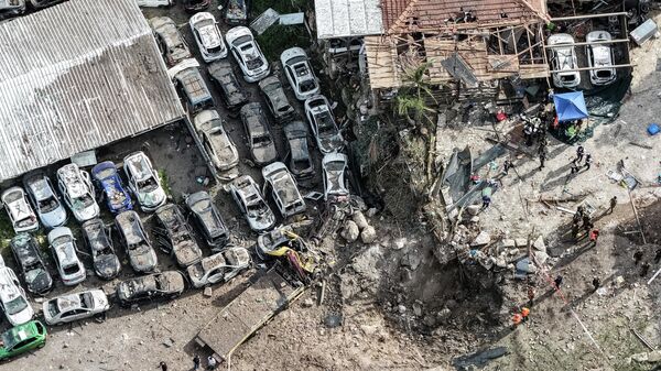 İran'ın İsrail'in merkezine düzenlediği füze saldırılarının ardından oluşan hasar havadan görüntülendi - Sputnik Türkiye