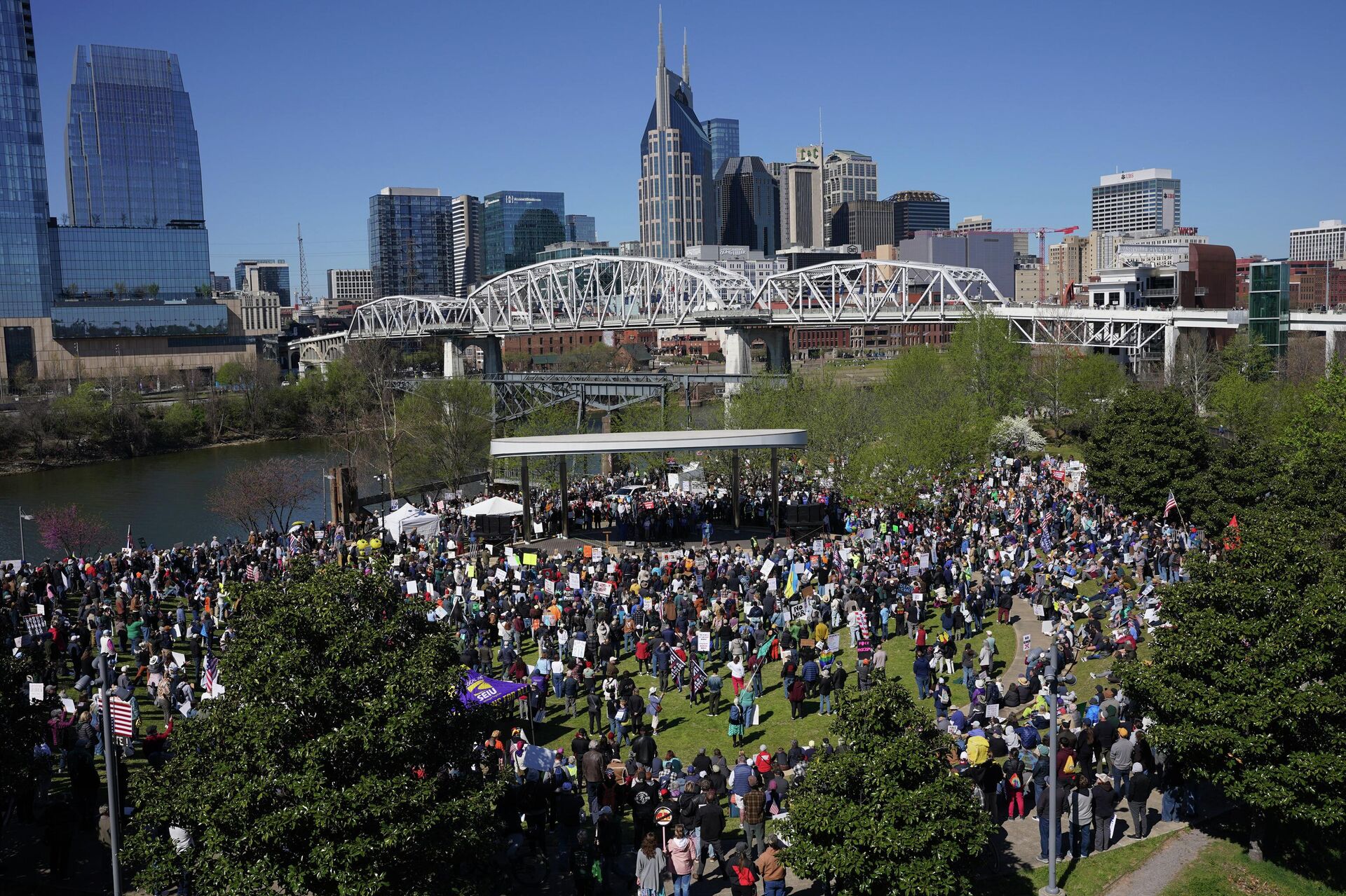 ABD genelinde “No Kings” protestoları: Trump yönetimine karşı binlerce gösteri - Sputnik Türkiye, 1920, 28.03.2026