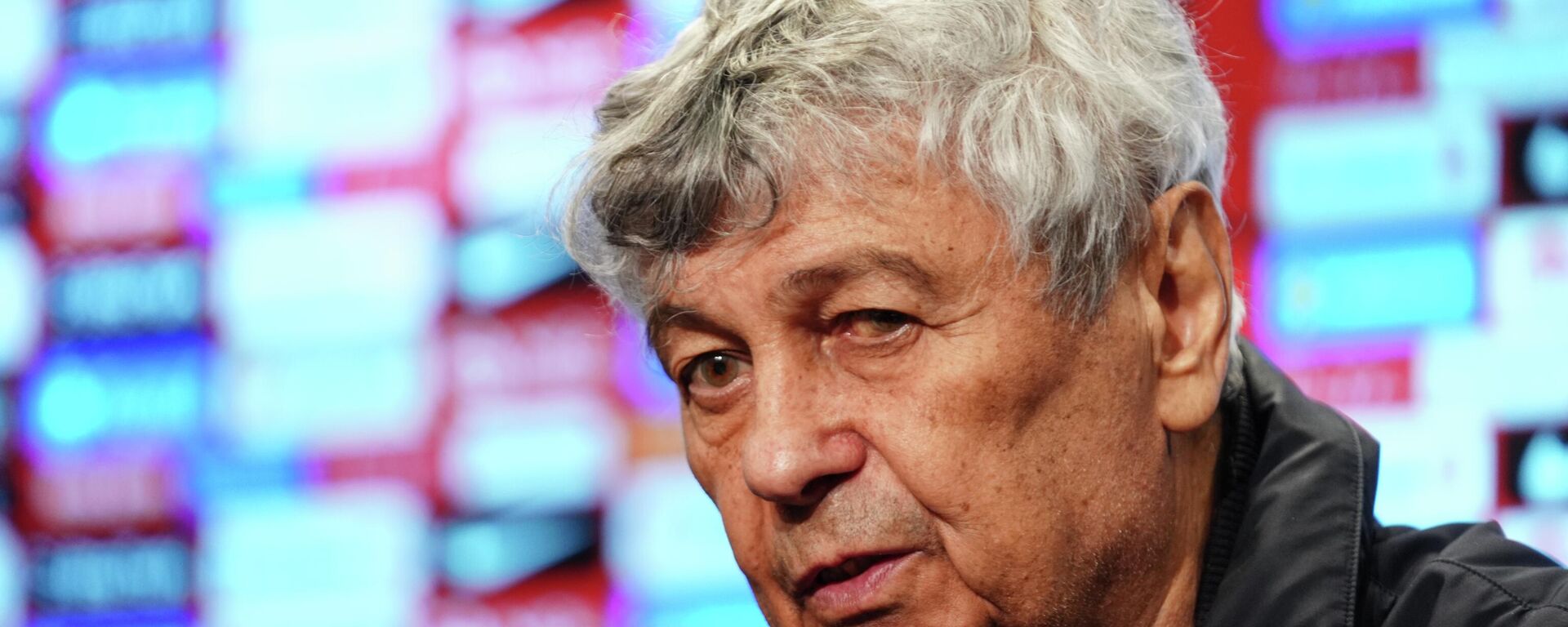 Mircea Lucescu - Sputnik Türkiye, 1920, 03.04.2026