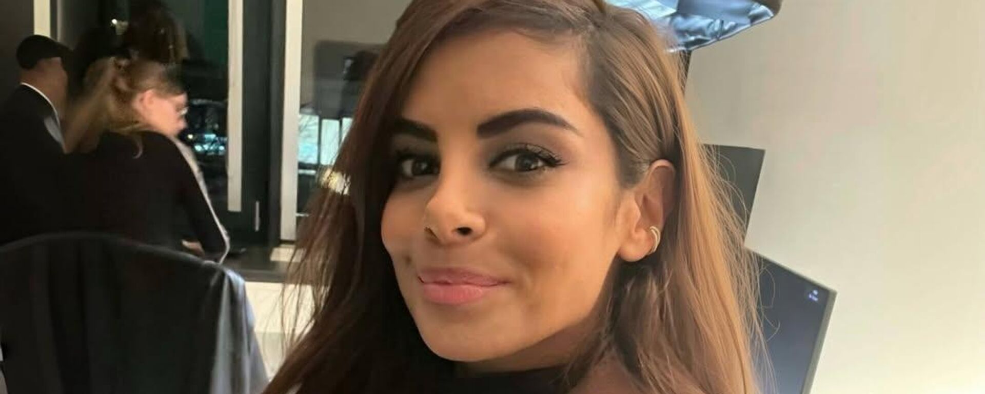 Almanya’yı sarsan deepfake skandalı: Ünlü sunucu ölüm tehditleri aldığını açıkladı - Sputnik Türkiye, 1920, 29.03.2026