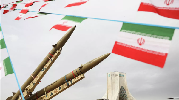 Tahran'da konuşlu füze sistemleri - Sputnik Türkiye