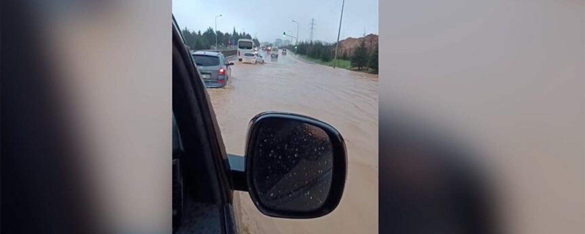 İstanbul su baskını İstanbul su baskını - Sputnik Türkiye, 1920, 31.03.2026