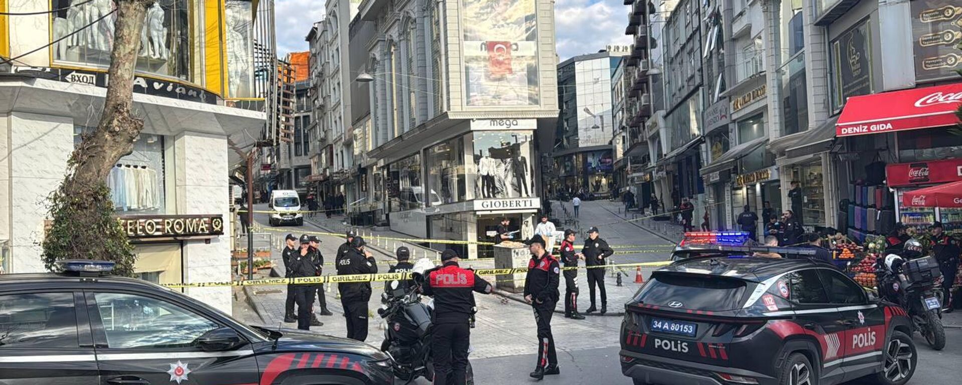 İstanbul'daki kurye cinayetinin 2 şüphelisi Edirne'de yakalandı
 - Sputnik Türkiye, 1920, 01.04.2026