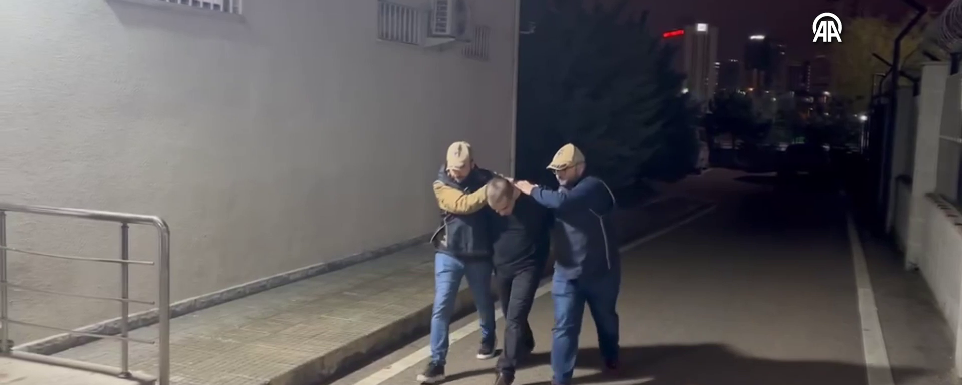 FETÖ Firarisi Murat Kalaç - Sputnik Türkiye, 1920, 01.04.2026