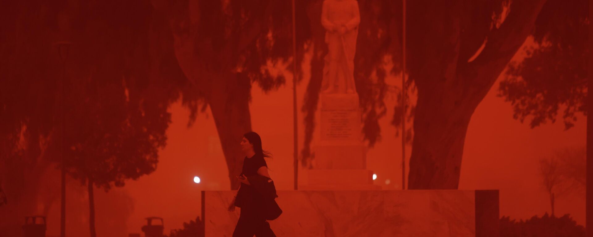 Girit Adası kırmızıya büründü - Sputnik Türkiye, 1920, 01.04.2026