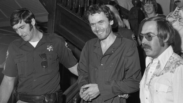 Ted Bundy - Sputnik Türkiye