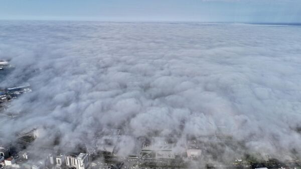 Samsun'da Karadeniz'in üzerini kaplayan sis denizi dronla kaydedildi - Sputnik Türkiye