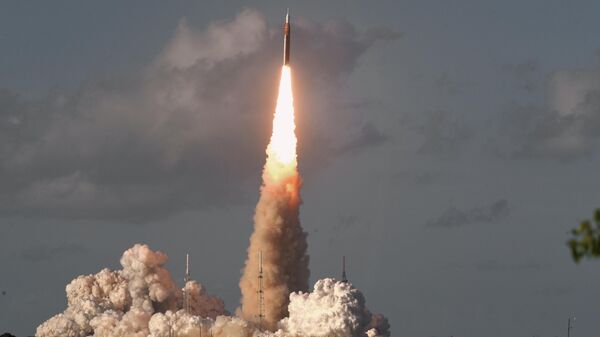 Artemis II mürettebatı Ay yolculuğu  - Sputnik Türkiye