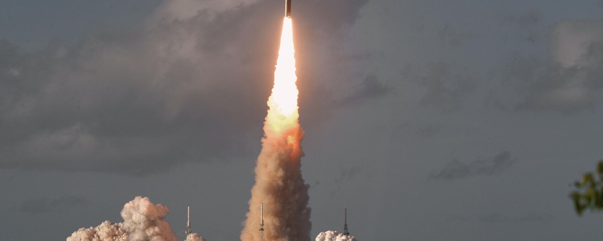 Artemis II mürettebatı Ay yolculuğu  - Sputnik Türkiye, 1920, 03.04.2026