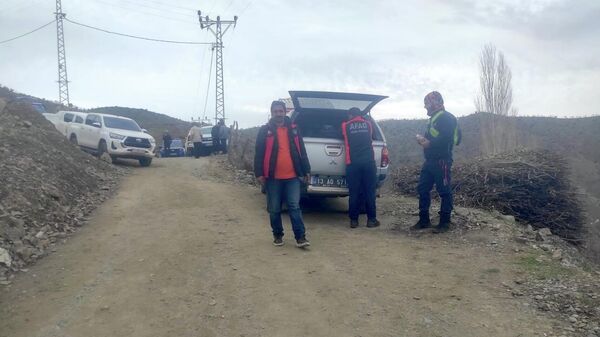  Rabia Ilgaz'ın bulunması için arama çalışmaları - Sputnik Türkiye