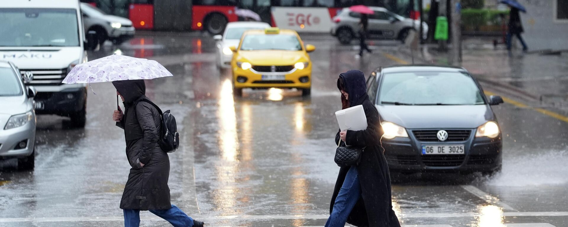 sağanak - Sputnik Türkiye, 1920, 16.04.2026