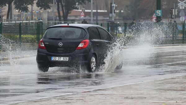 sağanak - Sputnik Türkiye
