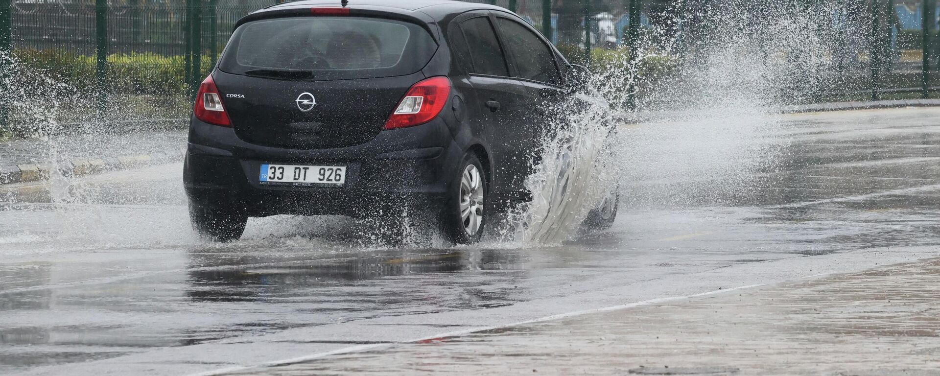 sağanak - Sputnik Türkiye, 1920, 03.04.2026