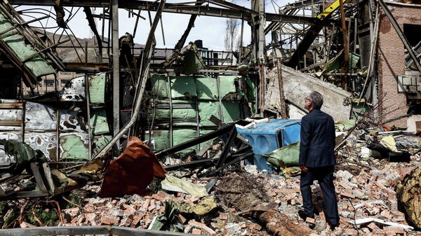 İran'ın başkenti Tahran'da, ABD-İsrail çatışması sırasında yıkılan Shahid Beheshti Üniversitesi görüntülendi - Sputnik Türkiye