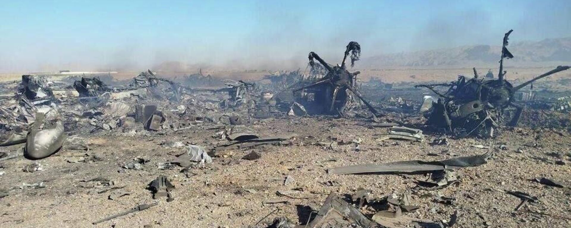 İran Meclis Başkanı Kalibaf, düşürüldüğü belirtilen ABD uçağına ilişkin görüntü paylaştı - Sputnik Türkiye, 1920, 05.04.2026