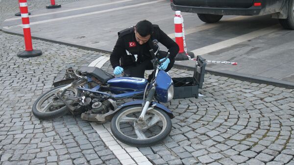 Antalya'nın Serik ilçesinde pompalı tüfekle belediye binasına ateş eden kişi yakalandı. - Sputnik Türkiye