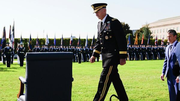 Randy George ve Pete Hegseth - Sputnik Türkiye