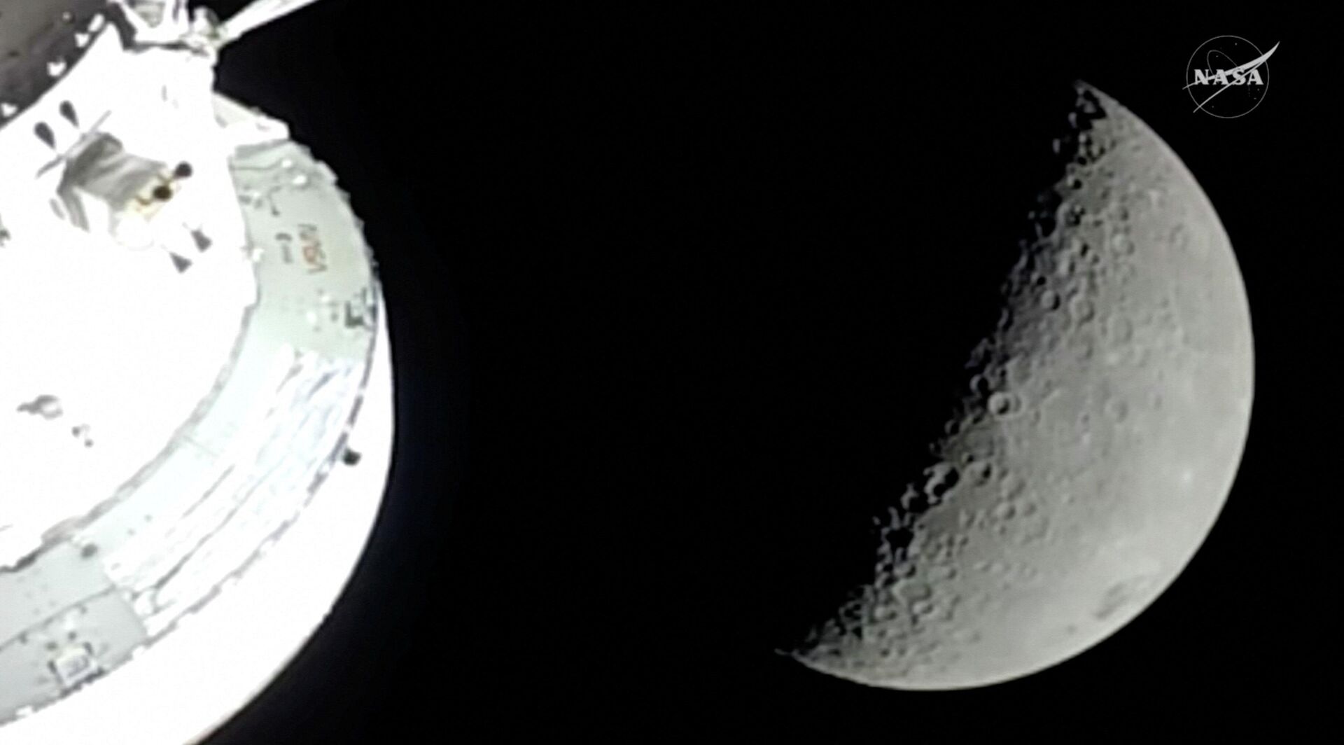 Artemis 2 mürettebatı Dünya'ya dönüyor - Sputnik Türkiye, 1920, 07.04.2026