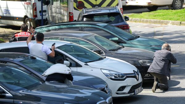 İsrail Başkonsolosluğu önünde silahlı çatışma - Sputnik Türkiye