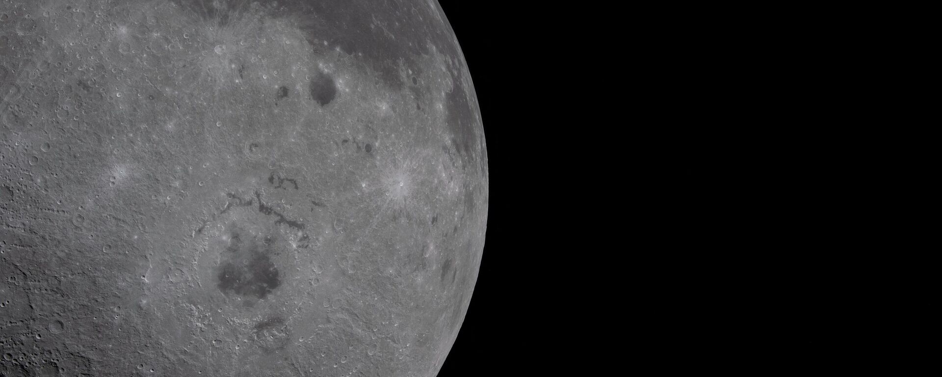 Artemis 2 görevinden yeni Dünya ve Ay kareleri - Sputnik Türkiye, 1920, 12.05.2026