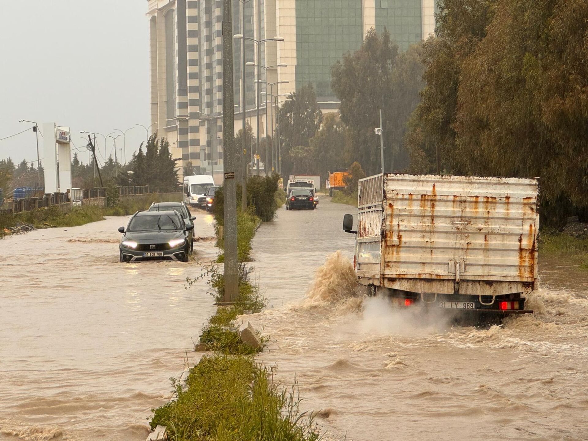 su baskını - Sputnik Türkiye, 1920, 09.04.2026