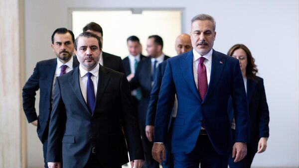 Dışişleri Bakanı Hakan Fidan, Suriye Dışişleri Bakanı Esad Hasan Şeybani  - Sputnik Türkiye