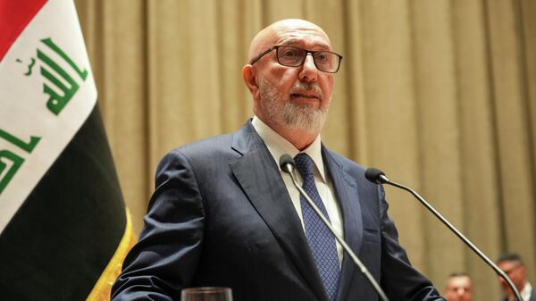 Irak Meclisi, Nizar Amedi’yi ülkenin yeni Cumhurbaşkanı olarak seçti.  - Sputnik Türkiye