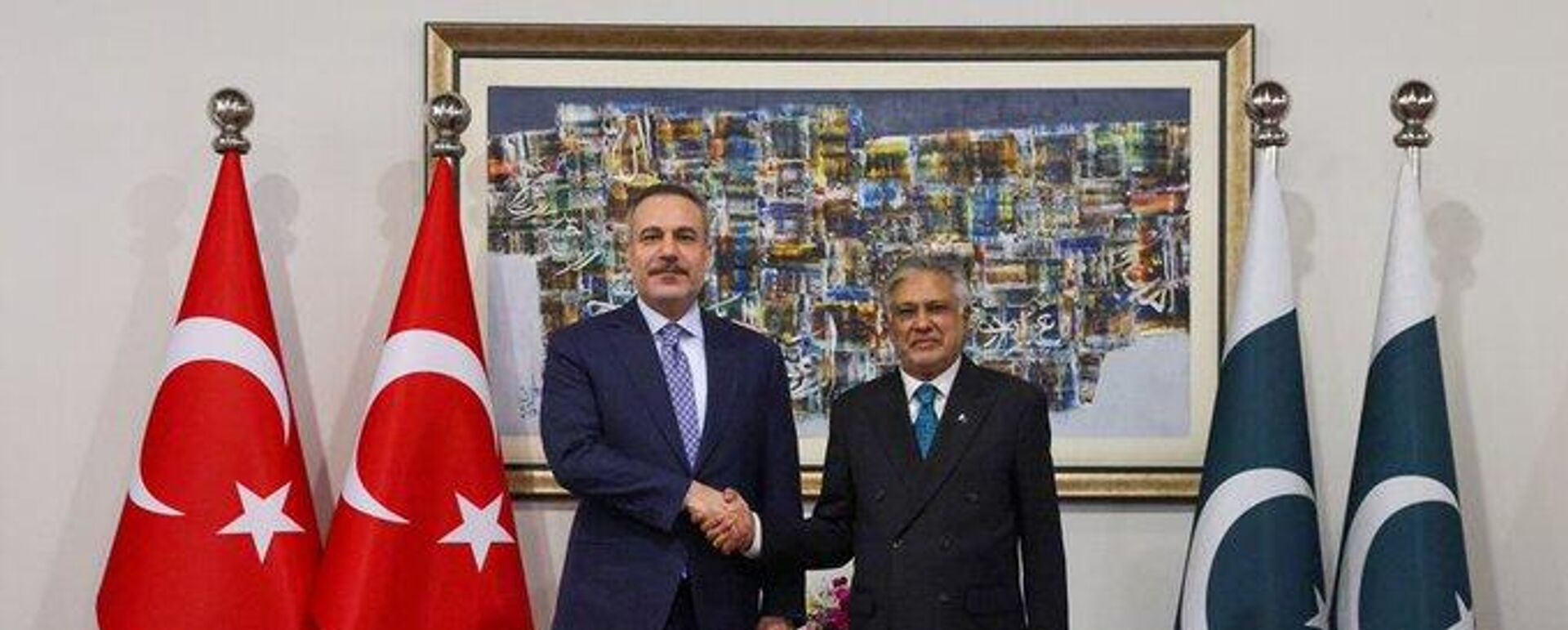 Dışişleri Bakanı Hakan Fidan ve Muhammed İshak Dar - Sputnik Türkiye, 1920, 12.04.2026