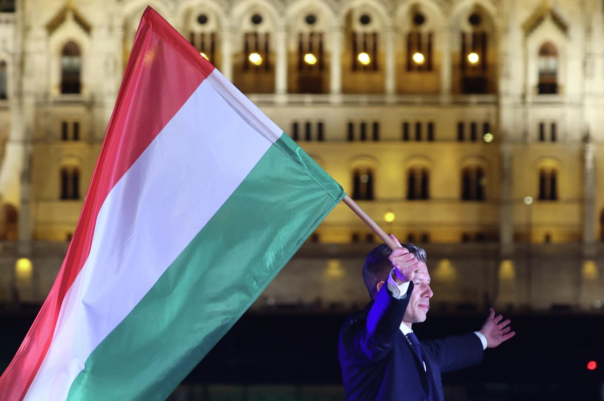  Peter Magyar - Sputnik Türkiye, 1920, 13.04.2026