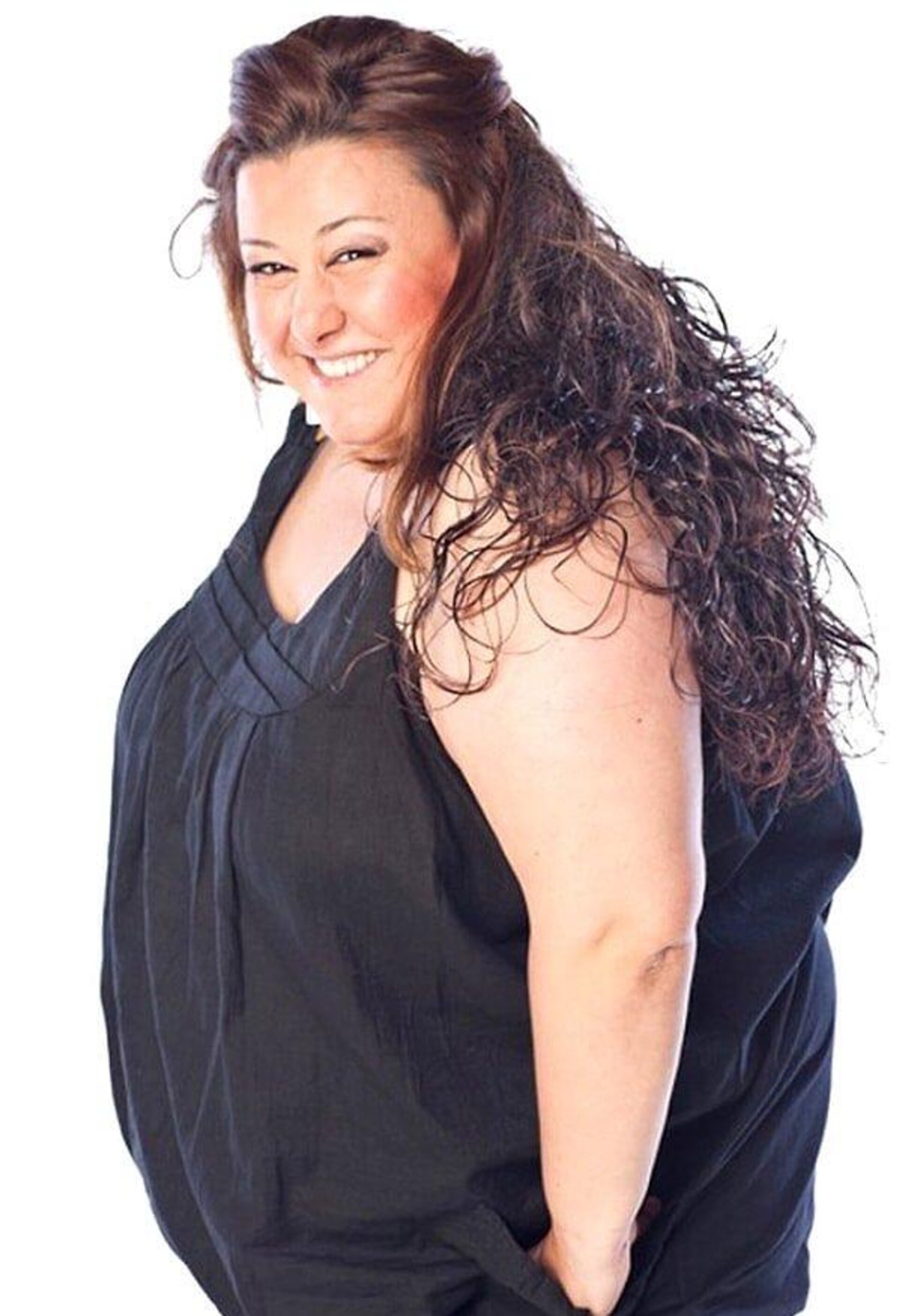 Esin Gündoğdu sosyal medya  - Sputnik Türkiye, 1920, 13.04.2026