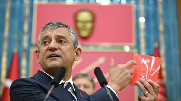 Özgür Özel - Sputnik Türkiye