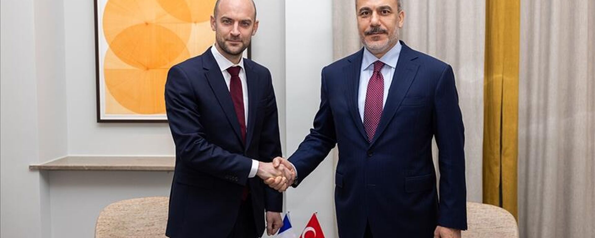 Dışişleri Bakanı Hakan Fidan, Fransa Dışişleri Bakanı Jean-Noel Barrot - Sputnik Türkiye, 1920, 16.04.2026