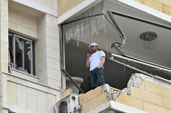 İki ülke arasında 1983'ten bu yana ilk kez gerçekleştirilecek görüşmeler için liderleri Beyaz Saray'a davet ettiğini açıklayan Trump, geçici ateşkes yapıldığını duyurmuştu. - Sputnik Türkiye
