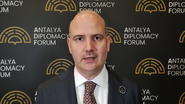 AK Parti Genel Başkan Yardımcısı İleri: - Sputnik Türkiye