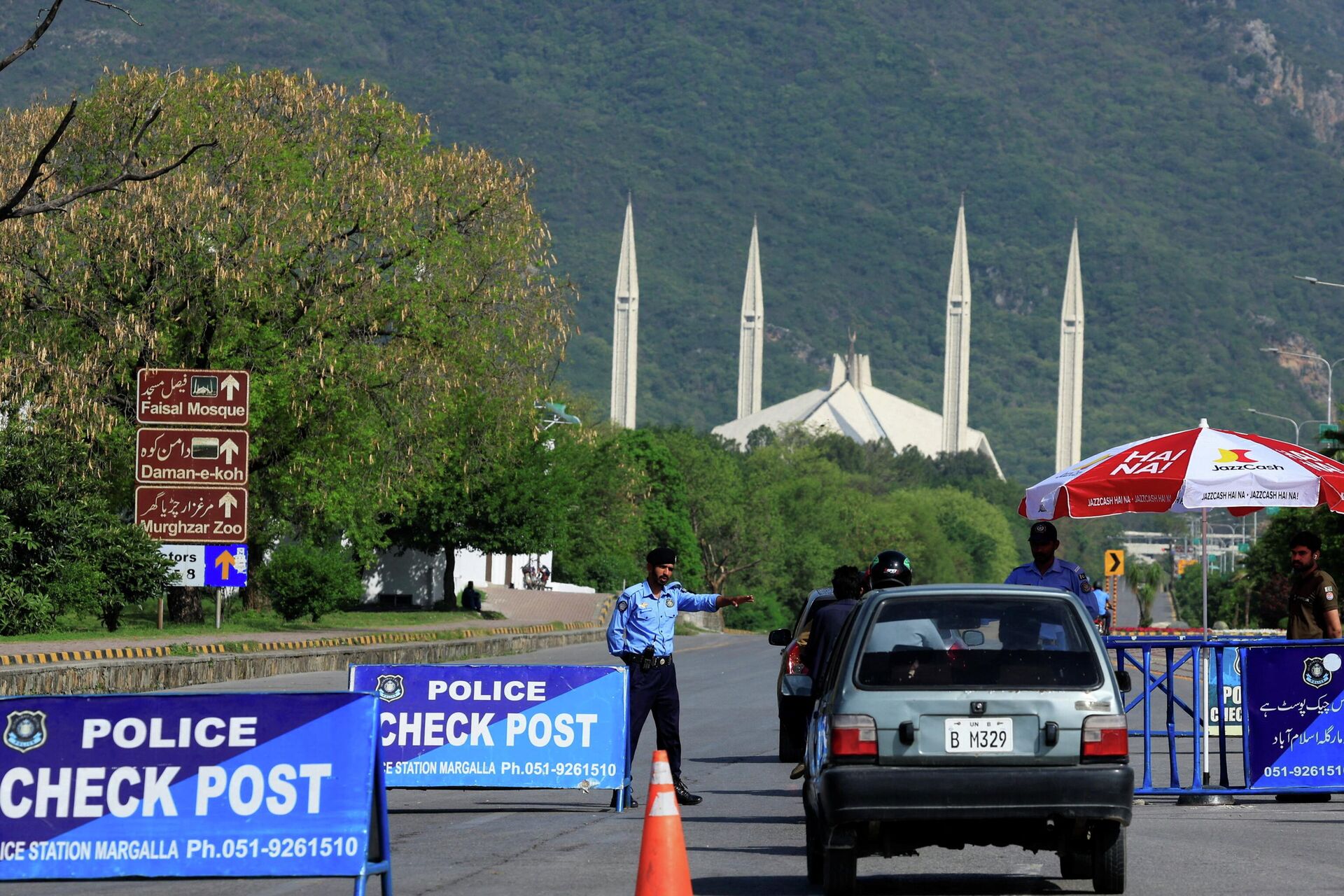 Pakistan'da olası görüşmeler için yoğun güvenlik önlemleri alındı - Sputnik Türkiye, 1920, 19.04.2026