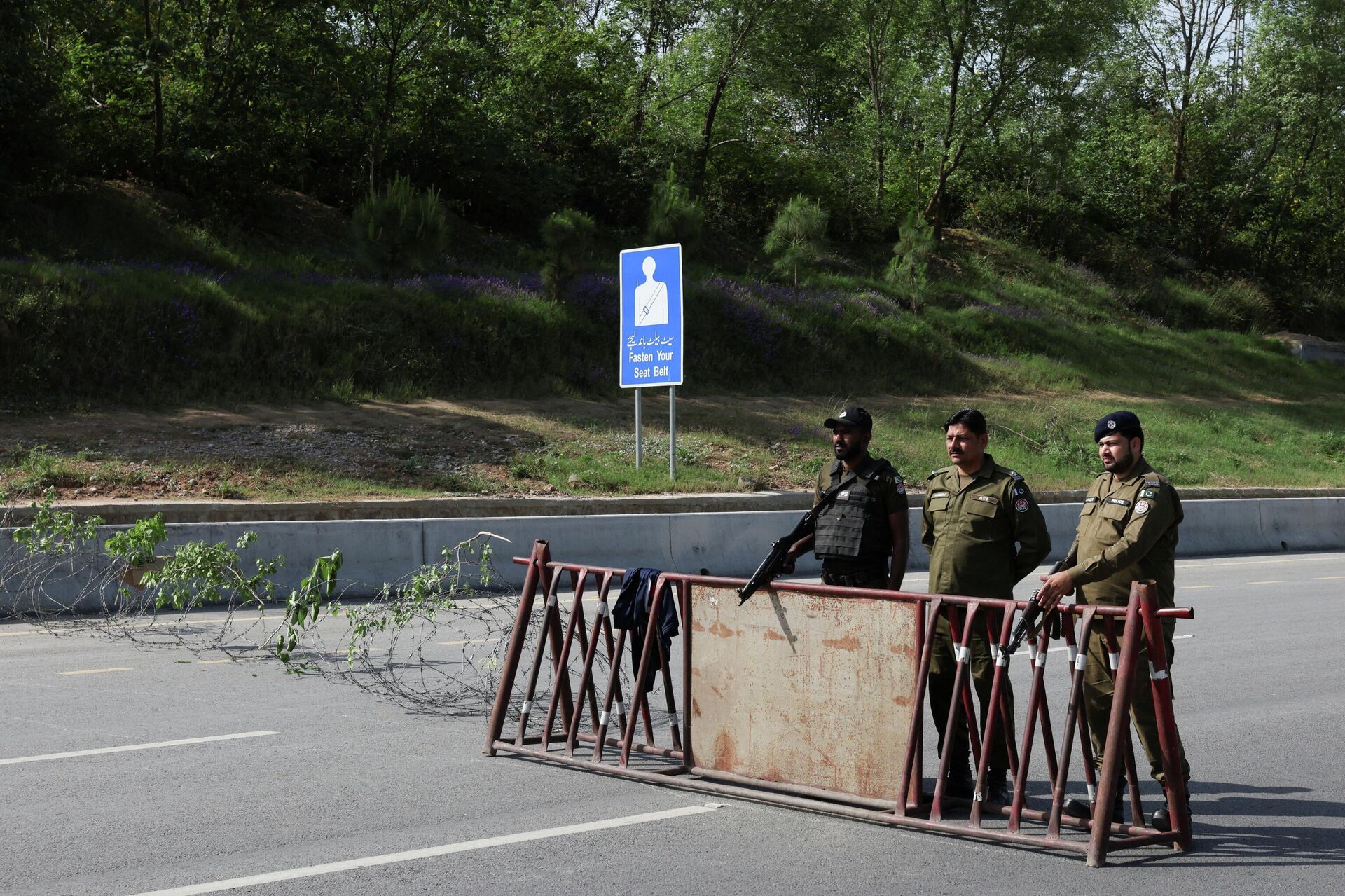 Pakistan'da olası görüşmeler için yoğun güvenlik önlemleri alındı - Sputnik Türkiye, 1920, 19.04.2026