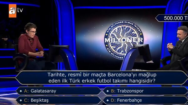 Kim Milyoner Olmak İster yarışmasında şaşırtan soru: Barcelona’yı ilk yenen Türk takımı hangisidir? - Sputnik Türkiye