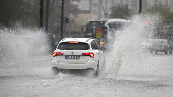 Sağanak - Sputnik Türkiye